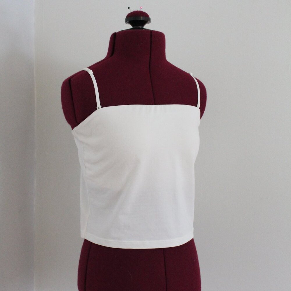 Uniqlo AIRism White Cropped Brami